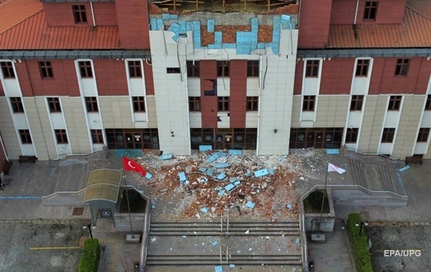 Зросла кількість постраждалих внаслідок землетрусу поблизу Стамбула